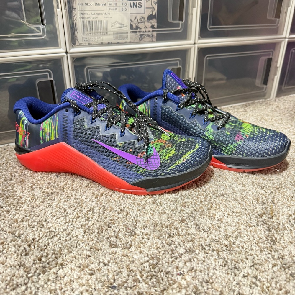 Nike Metcon 6 I Am Not A Robot: Blue and Green Athletic Shoes GREAT CONDITION!
